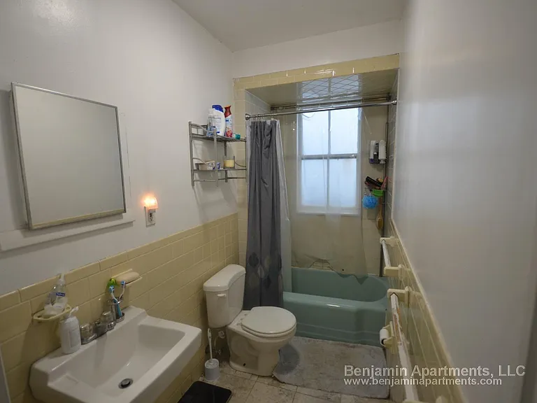 40 Cedar St #3 — Photo 9
