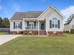 2427 Chippenham Ct, Winterville, NC 28590