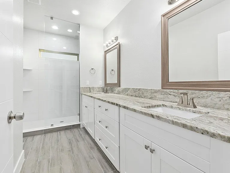 1351 SW Don Ct — Photo 19