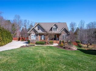346 Longwood Dr, Advance, NC 27006