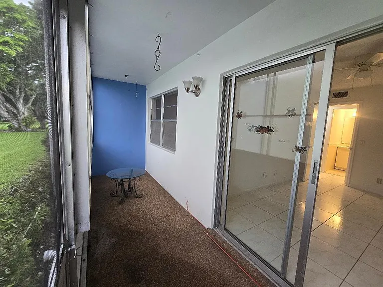 227 Kent N — Photo 12