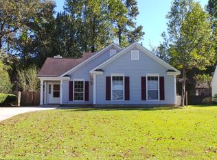 122 Stonehurst Dr, Goose Creek, SC 29445