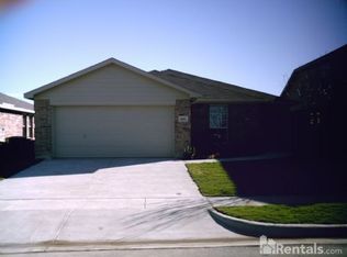 10452 Rising Knoll Ln, Fort Worth, TX 76131