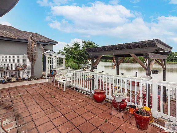 4th image of 3072 Resaca Vista Dr