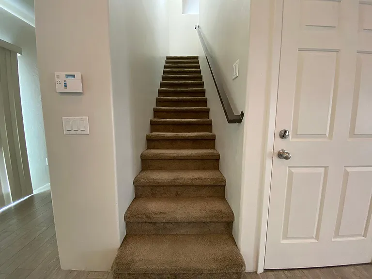 711 E Lester St #4 — Photo 6