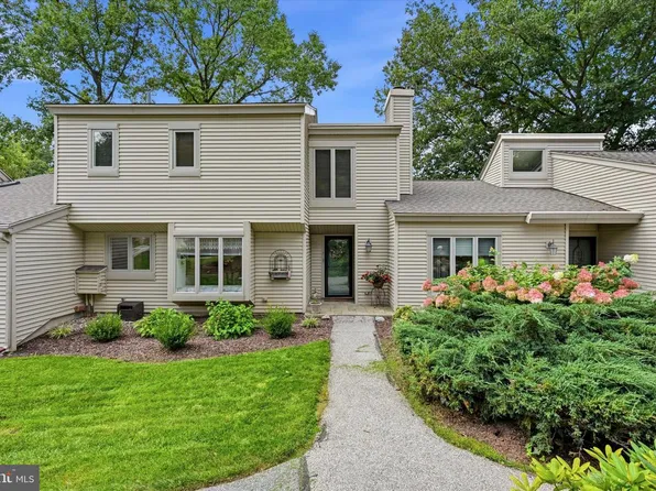 7 Hersheys Dr #7, West Chester, PA 19380