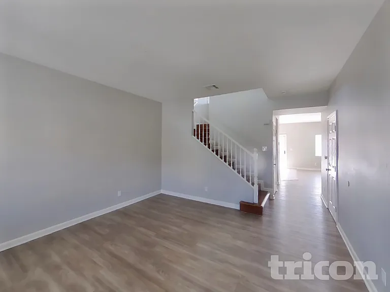 717 Horse Stable Ave — Photo 14