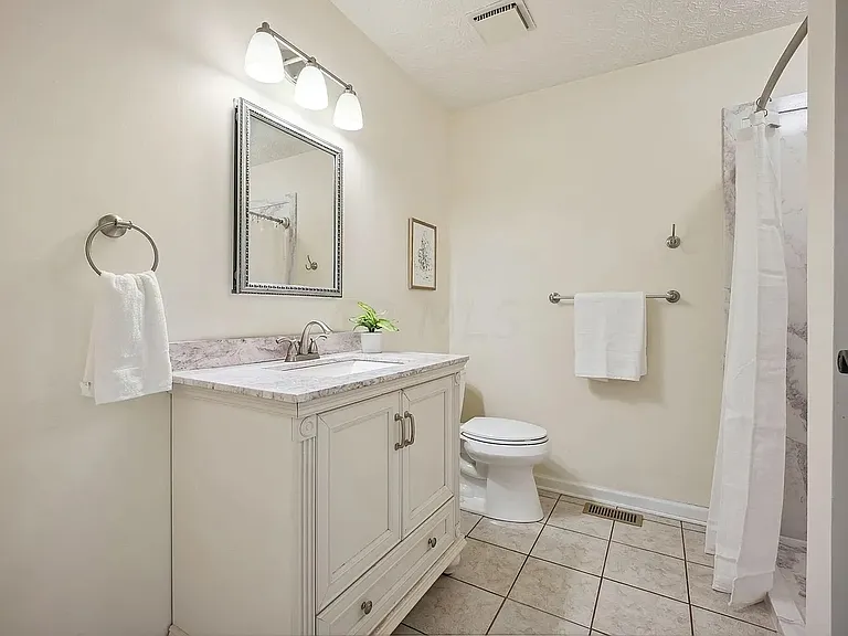 8711 Chloe Ct #8711 — Photo 9