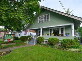 18 Crossmon St, Alexandria Bay, NY 13607