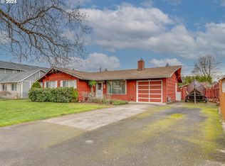 16937 SE Main St, Portland, OR 97233