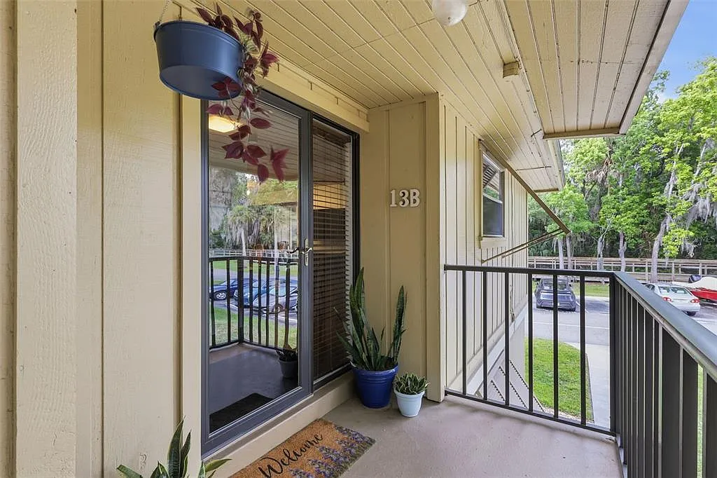 2 bed, 2.0 bath, 897 sqft, $1,450 — Photo 1