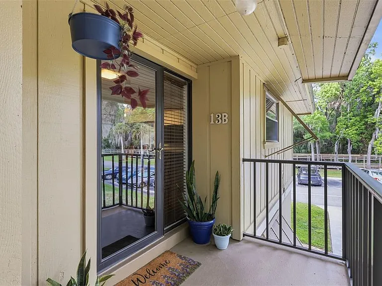 140 Orchid Woods Ct #13B — Photo 1