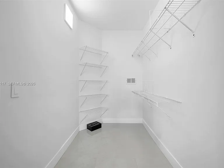 3255 NE 184th St #12410 — Photo 10