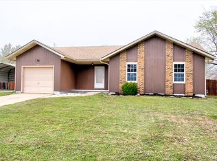 119 W New Melville Rd, Willard, MO 65781