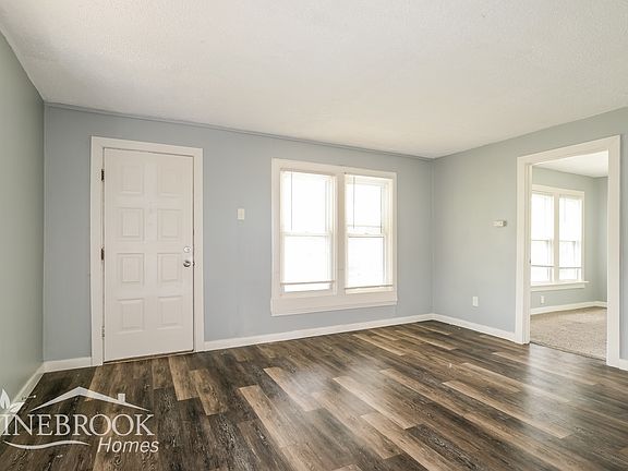 4th image of 8283 Frost Ave