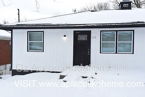 1109 S Appleton Ave Photo 1