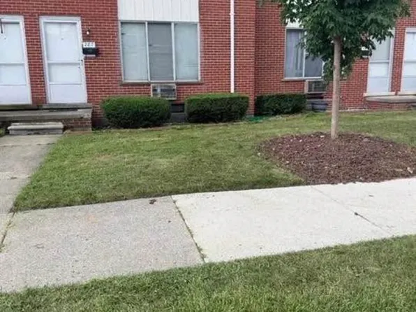263 Riverbank St #263, Wyandotte, MI 48192