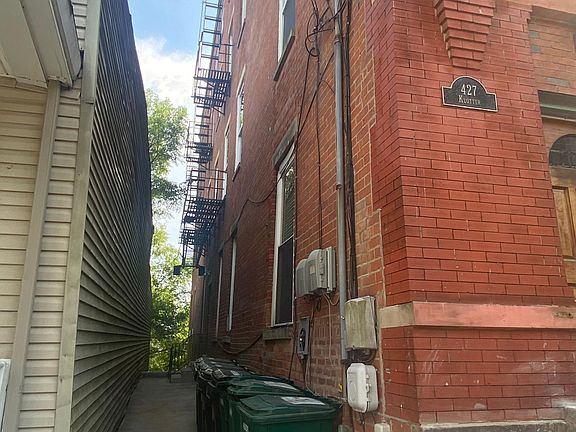 3rd image of 427 Klotter Ave
