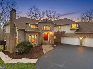 12709 Mill Glen Ct, Clifton, VA 20124