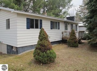 3256 Vroom Rd SW, South Boardman, MI 49680