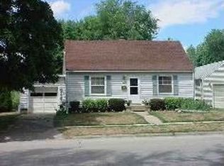 817 Catherine St, Washington, IL 61571