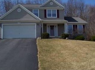 22 Rose Ln, Rensselaer, NY 12144