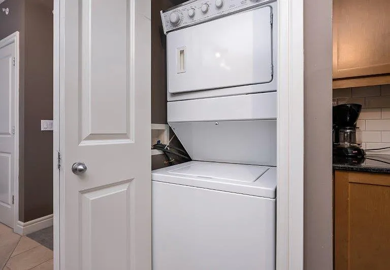 920 5th Ave SW #1002 — Photo 19