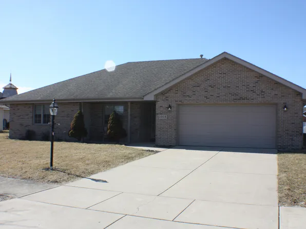1018 N Harvey St, Griffith, IN 46319