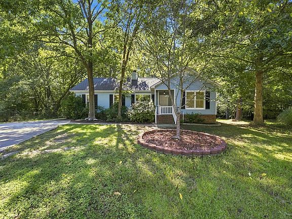 4th image of 14 Windmill Cir
