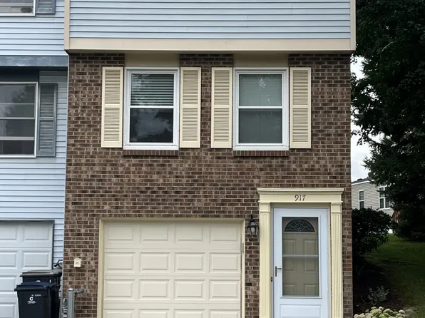 917 Lynwood Ct, Cranberry Township, PA 16066