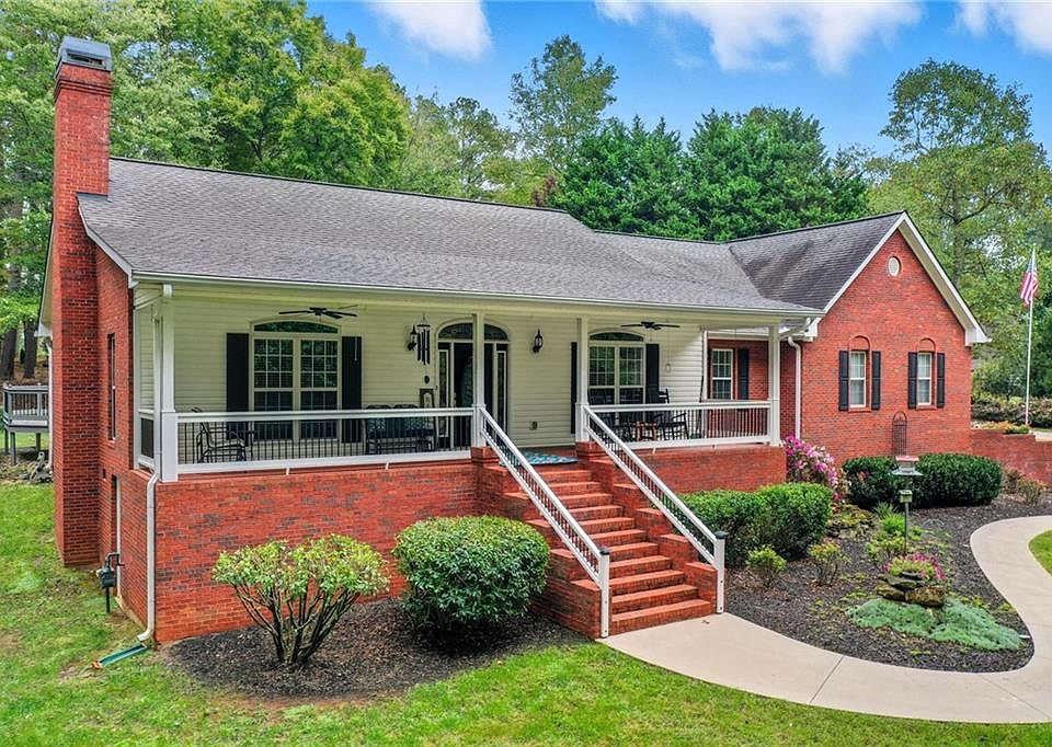 1st image of 4445 Indian Trace Dr