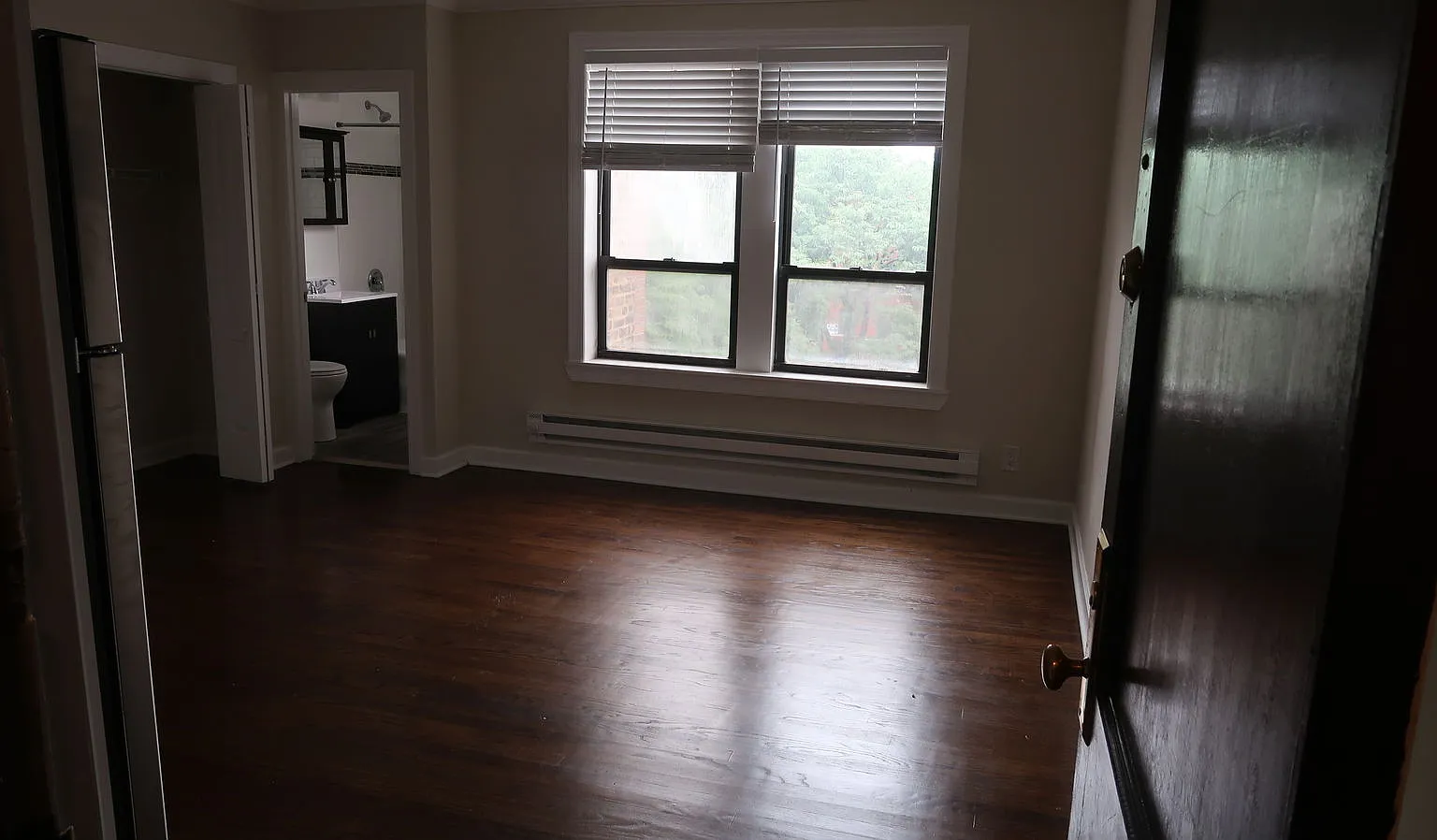 Studio, 1.0 bath, 500 sqft, $1,445 — Photo 2