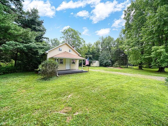 4th image of 345 Woodland Ave