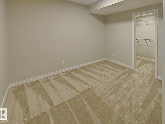5th image of 10923 159th St NW