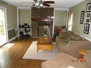5th image of 442 Georgia Ave