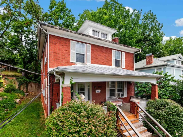 237 Sycamore St, Staunton, VA 24401