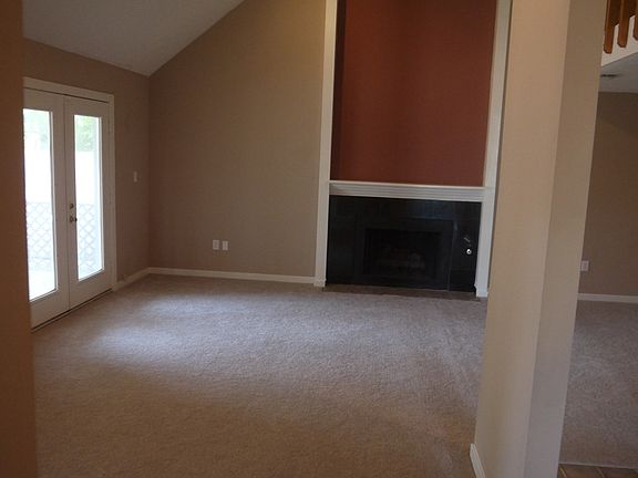 4th image of 118 Waterwood Dr