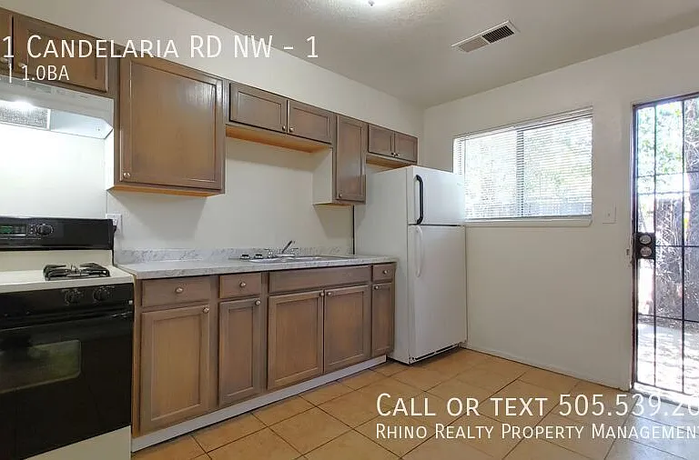 511 Candelaria Rd NW #1 — Photo 3
