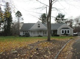 5 Alka Dr, Setauket, NY 11733
