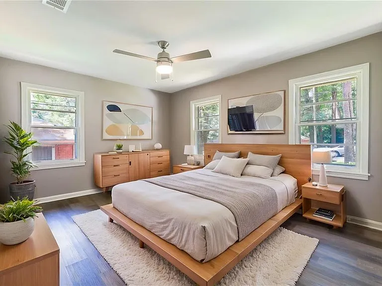 2288 Polar Rock Ave SW — Photo 9