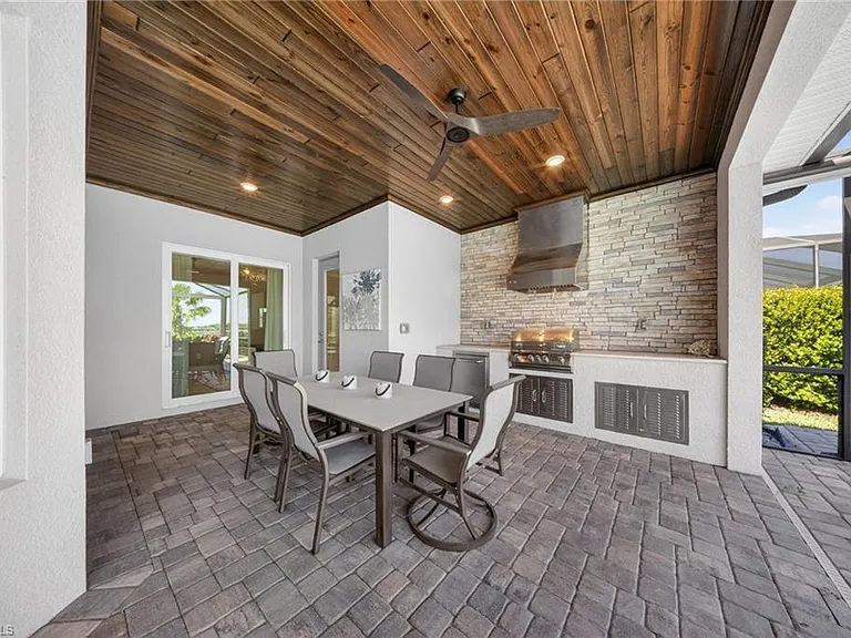 14930 Blue Bay Cir — Photo 19