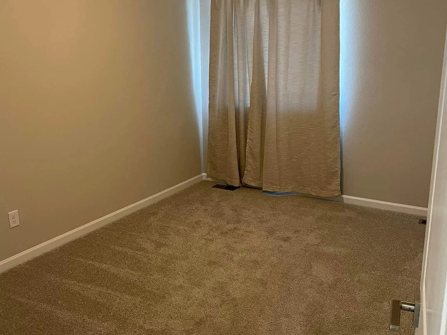 2275 Arborwood Lane - 1A — Photo 3