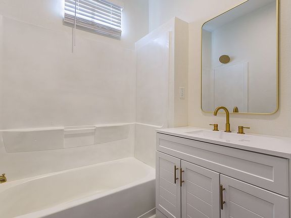 5th image of 1130 Henriette Delille St