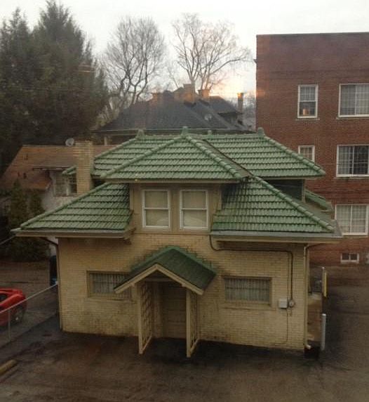 1st image of 1426 Kanawha Blvd E
