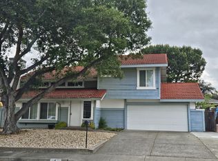 4 Almond Ct, Novato, CA 94947