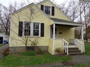 2079 Curry Rd, Schenectady, NY 12303
