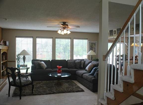 3rd image of 21611 W 51st St
