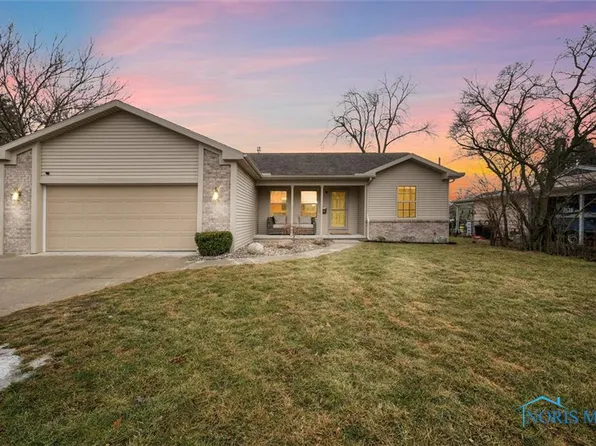 660 Greenfield Dr, Maumee, OH 43537