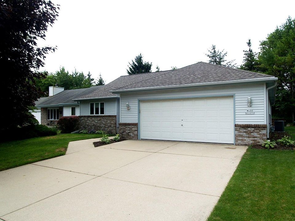 2nd image of W199N11273 Rosewood Ct