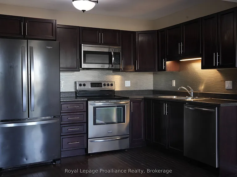 77 Mountain Ash Dr — Photo 5